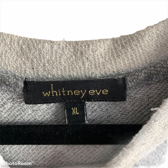 Whitney Eve Gray & Silver Grommet Pullover - Picture 3 of 8